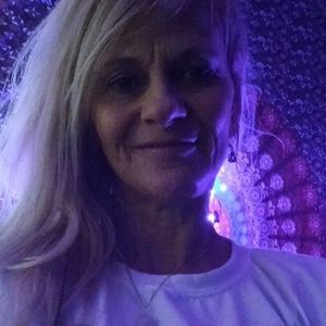 Meet your Posher, Christy